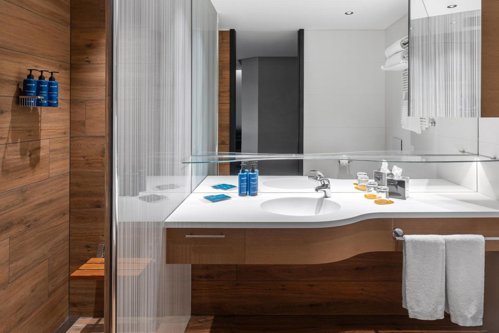 Radisson Blu Hotel, Bergamo Choruslife Εξωτερικό φωτογραφία