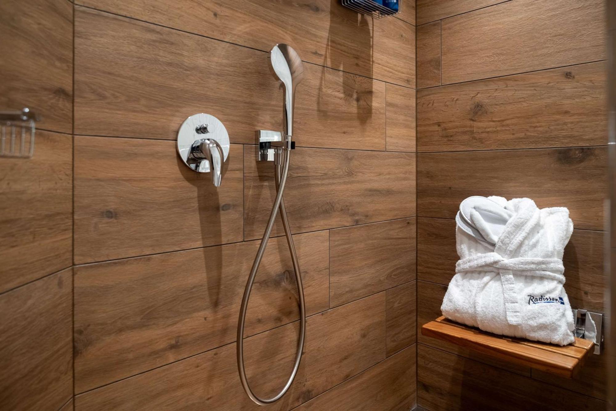 Radisson Blu Hotel, Bergamo Choruslife Εξωτερικό φωτογραφία